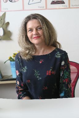 <b>Hlaváčková Bohdana DiS.</b><br>zpěv, HN